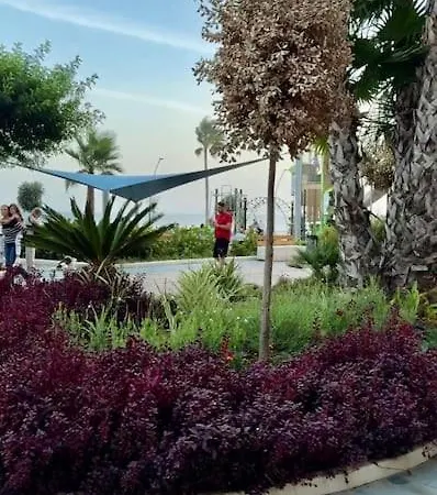 Primera Linea De Playa Eleni * エステポナ