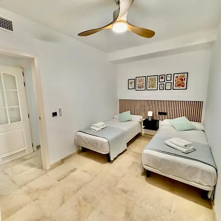Primera Linea De Playa Eleni Apartment