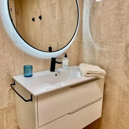 Primera Linea De Playa Eleni * エステポナ